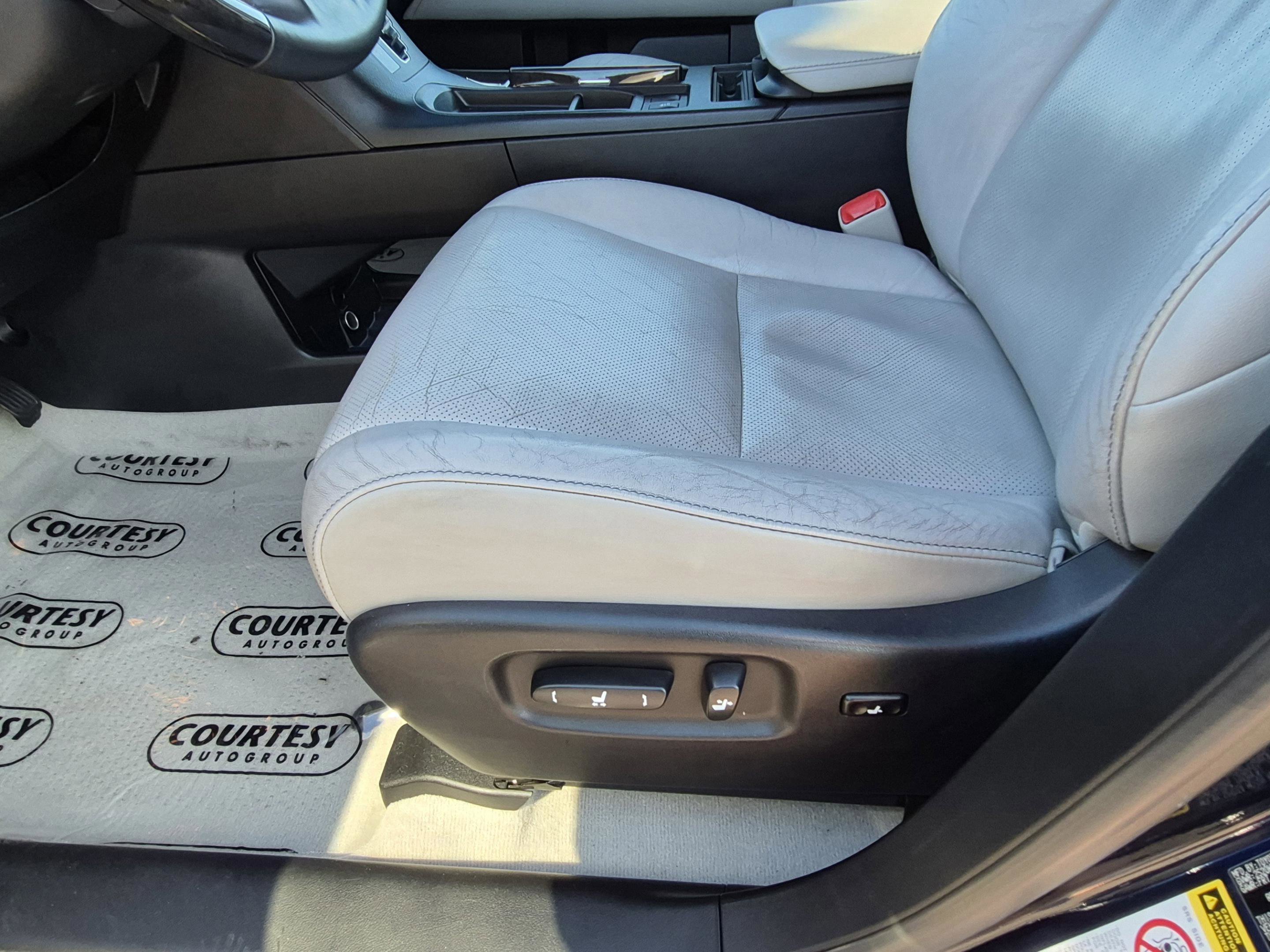 Used 2013 Lexus RX 350 FWD w/ Premium Pkg image 20
