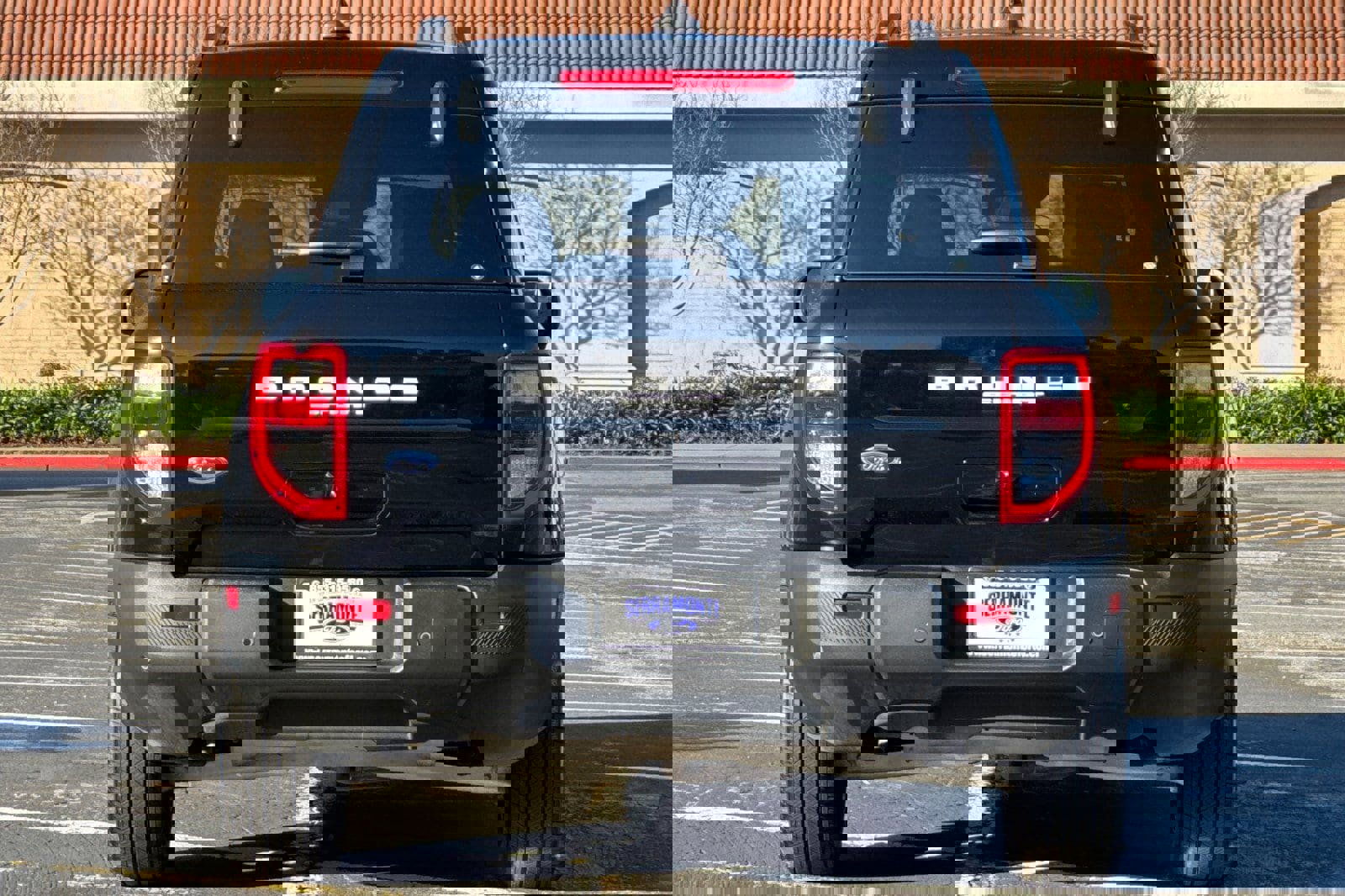 Certified 2025 Ford Bronco Sport Outer Banks w/ Outer Banks Tech Package+ image 5