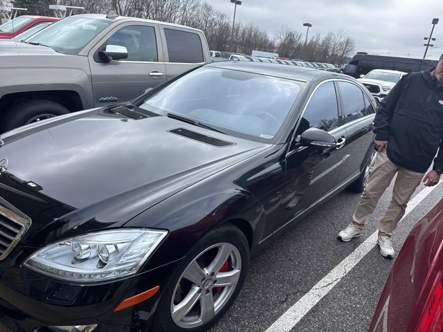 Used 2008 Mercedes-Benz S 550 4MATIC image 2