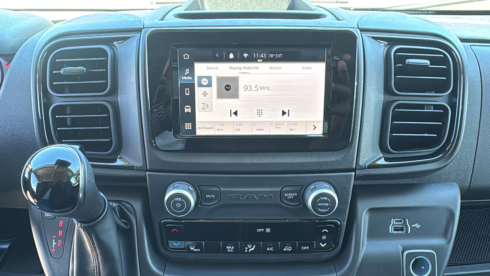 New 2026 RAM ProMaster 2500 image 16