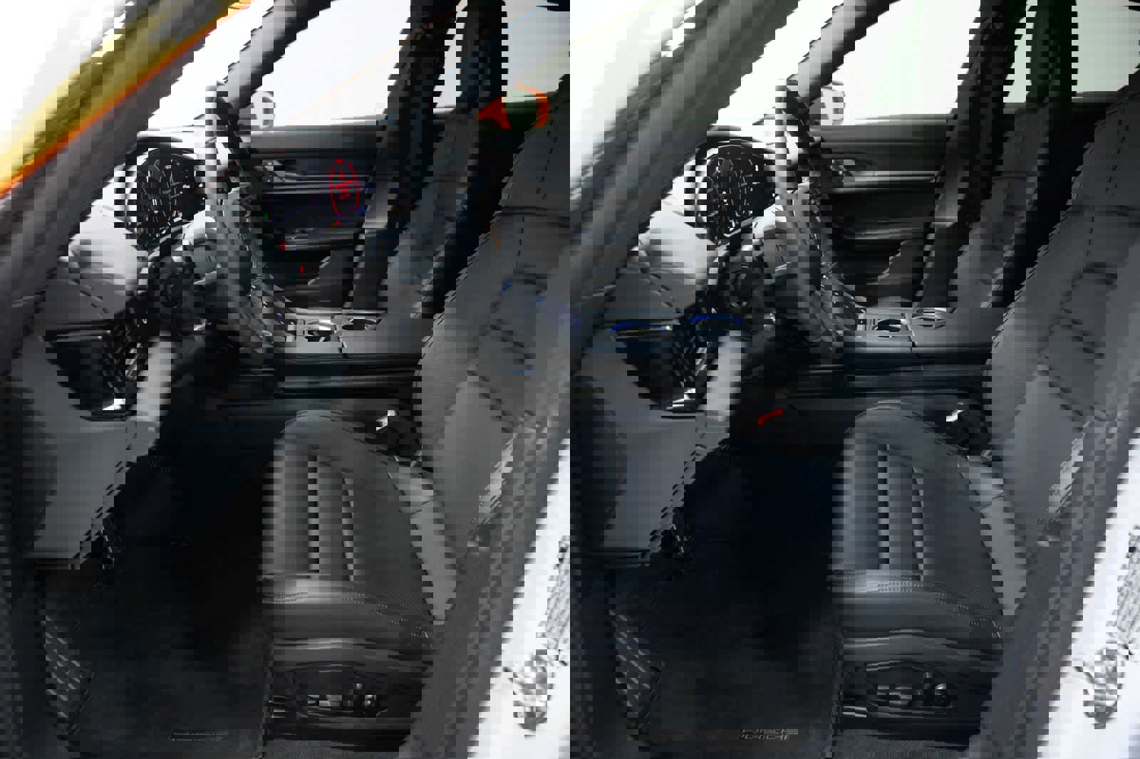 Certified 2025 Porsche Taycan 4S image 23