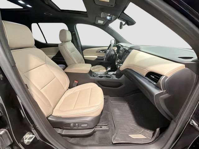 Used 2023 Chevrolet Traverse Premier AWD/4WD image 25