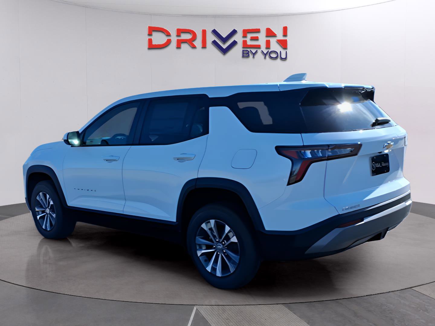 New 2026 Chevrolet Equinox LT w/ LPO, Floor Liner Package image 3