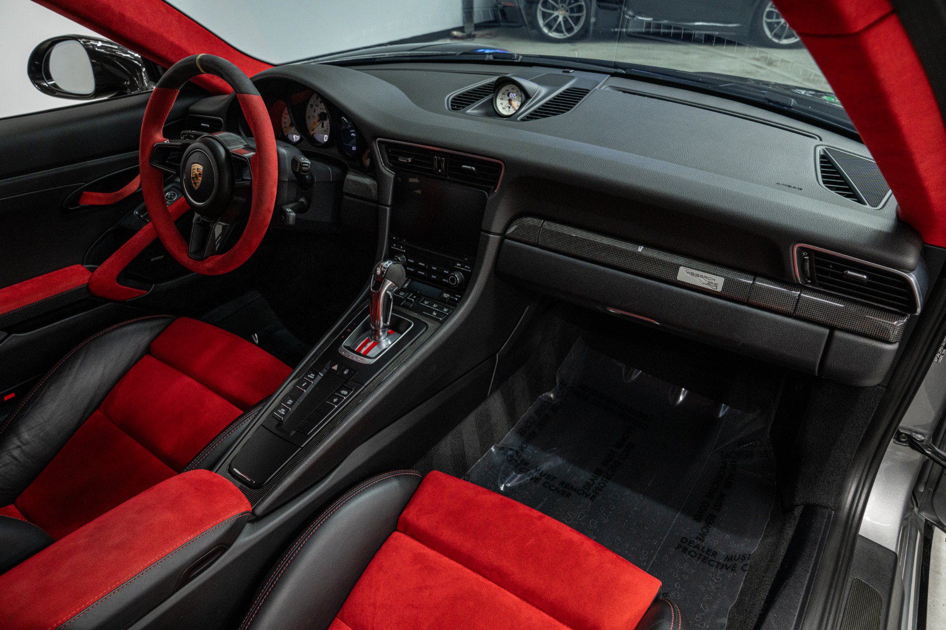 Used 2018 Porsche 911 GT2 RS RWD image 13