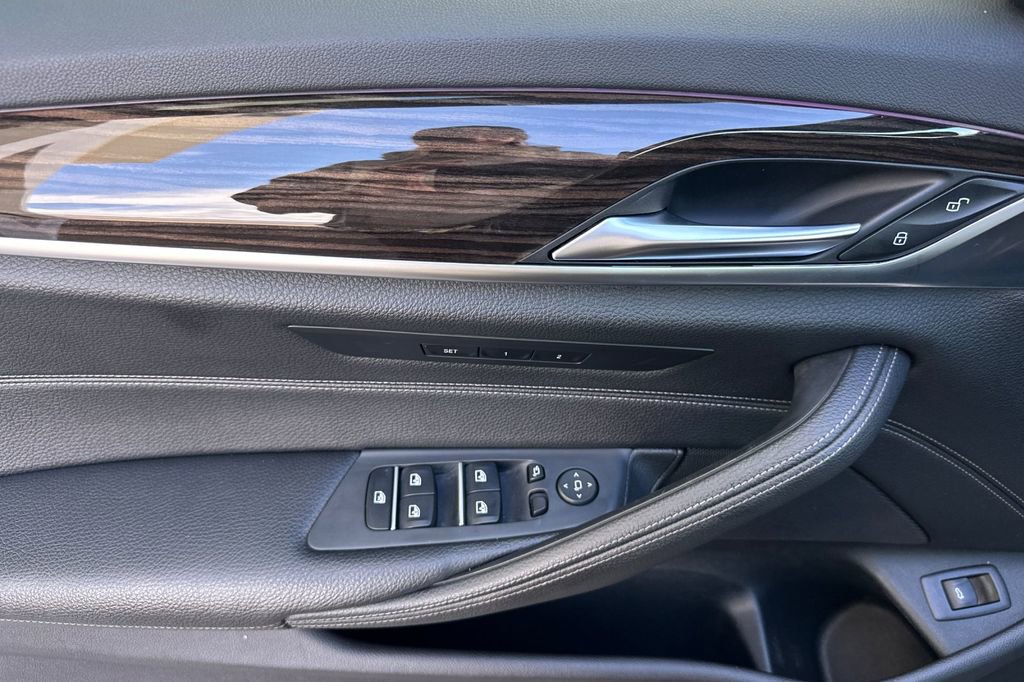 Used 2019 BMW 530i w/ Convenience Package image 10