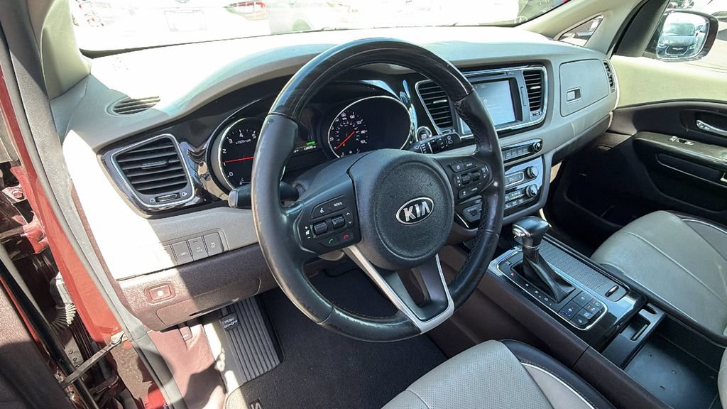 Used 2018 Kia Sedona SX Limited FWD image 29