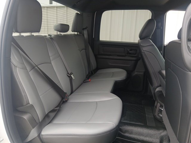 New 2026 RAM 5500 Tradesman w/ Chrome Appearance Group AWD/4WD image 23