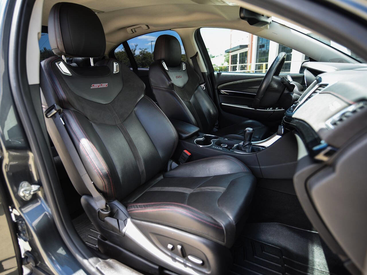 Used 2017 Chevrolet SS RWD image 18