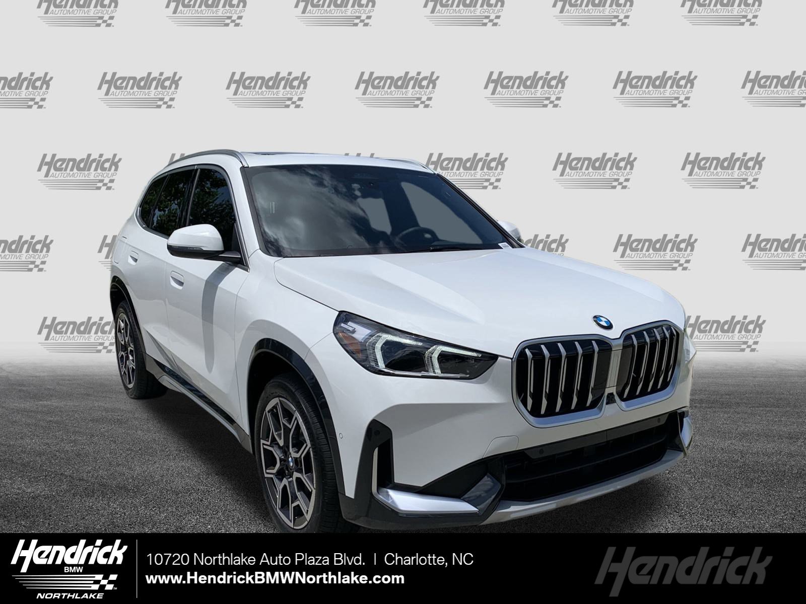 Used 2025 BMW X1 xDrive28i w/ Technology Package image 1