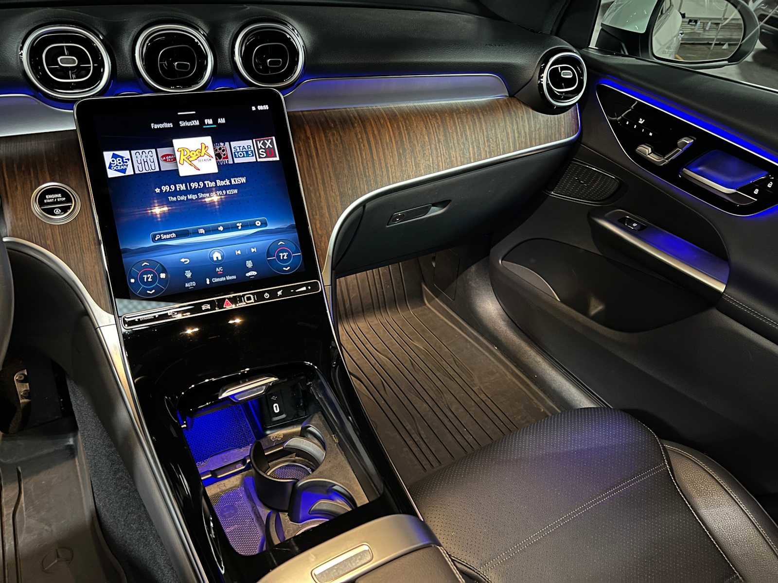 Certified 2025 Mercedes-Benz GLC 300 4MATIC image 29