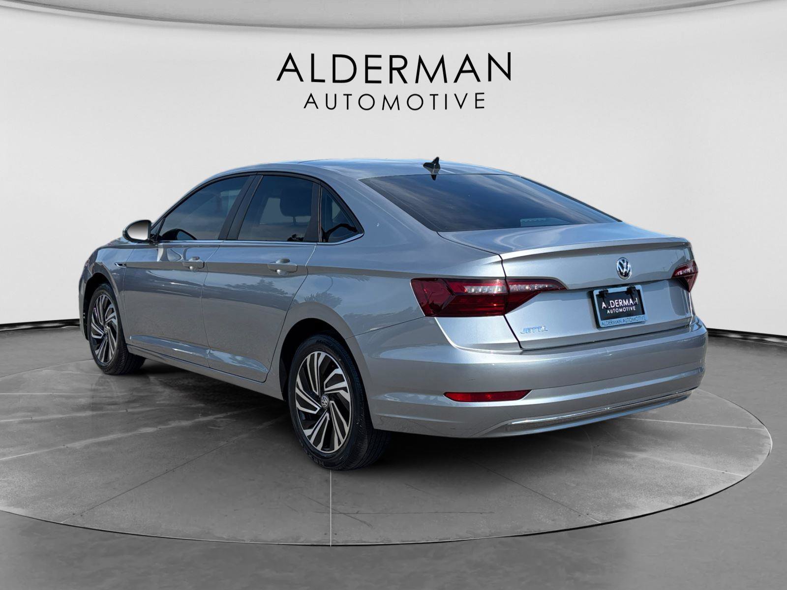 Used 2020 Volkswagen Jetta SEL FWD image 3