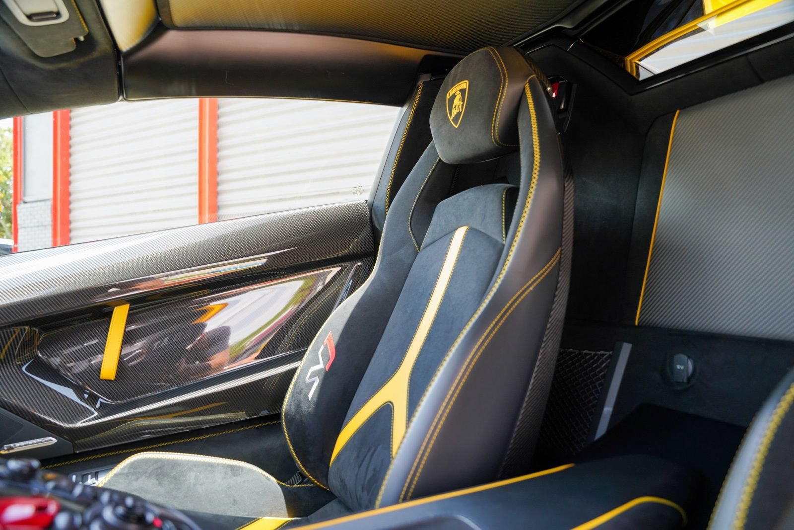 Used 2021 Lamborghini Aventador SVJ AWD/4WD image 74