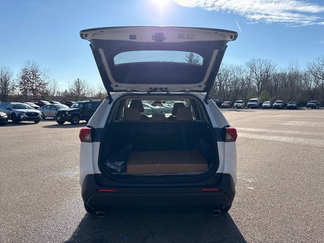 New 2025 Toyota RAV4 XLE image 13