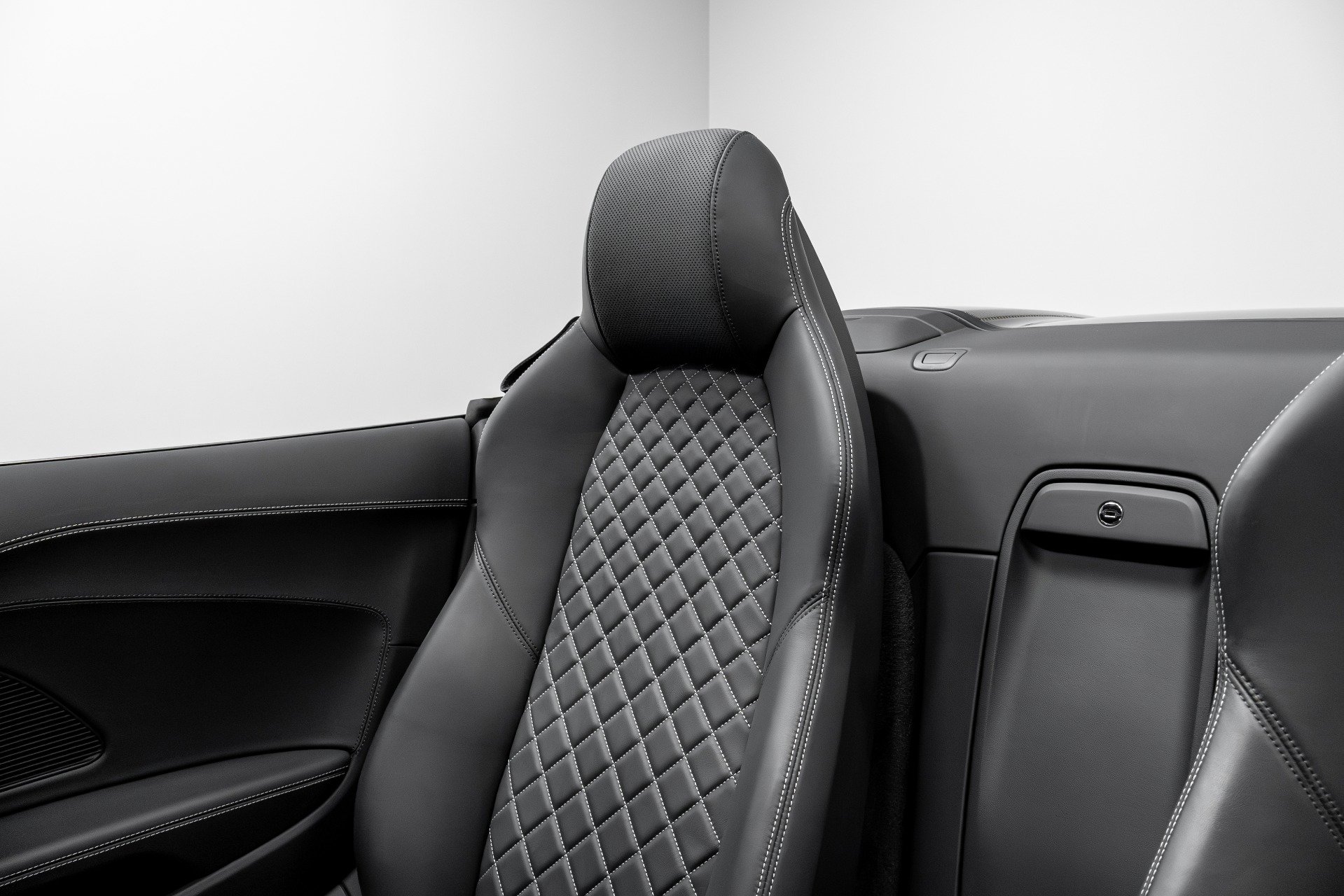 Used 2022 Audi R8 V10 performance image 13