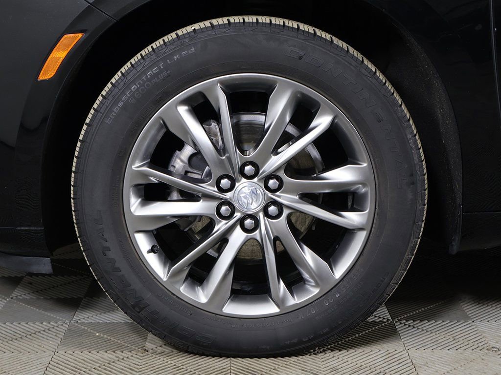 Used 2022 Buick Enclave Avenir w/ Avenir Technology Package image 29