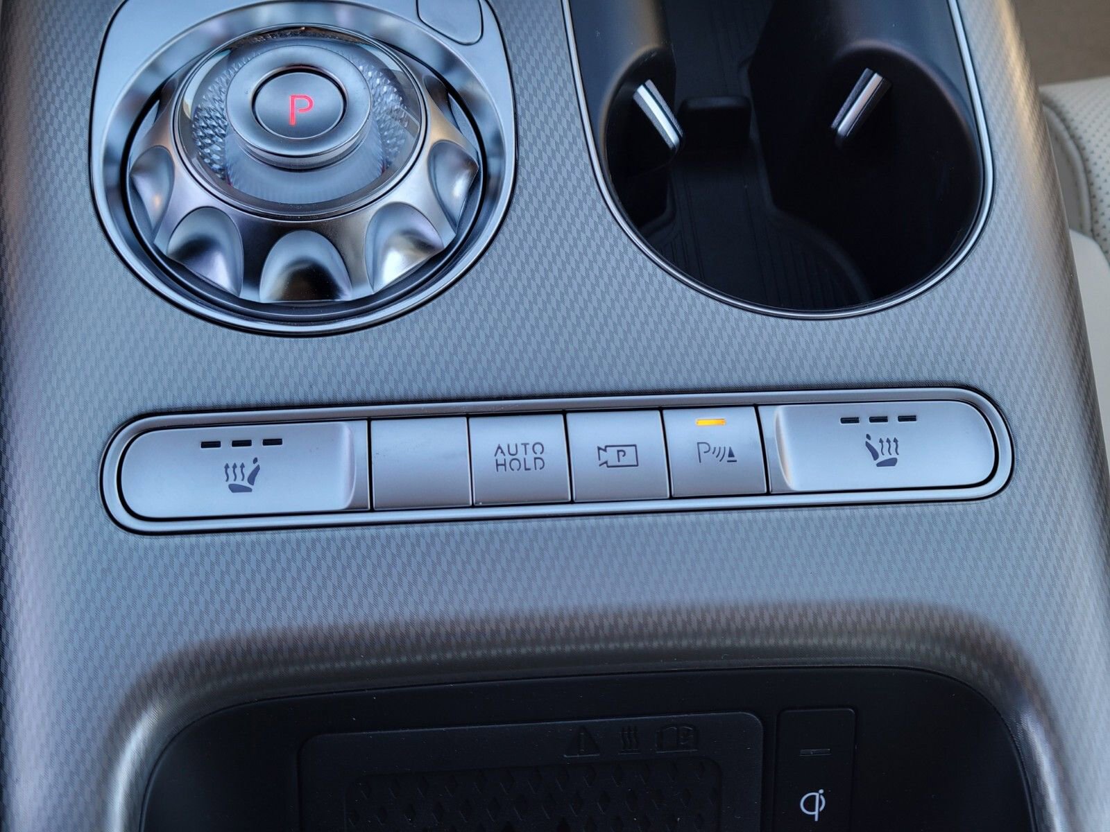 Used 2025 Genesis GV60 Advanced image 24