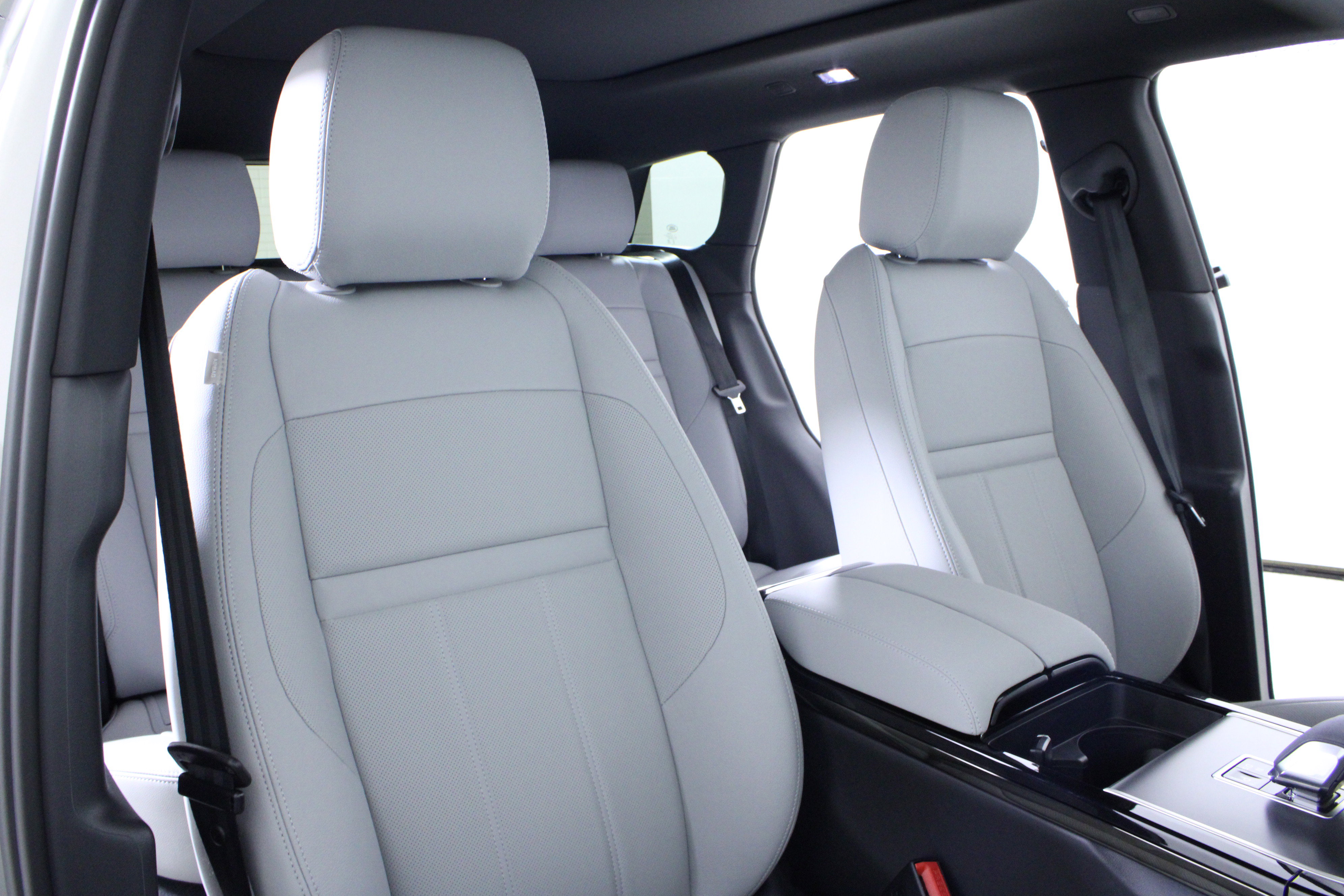 New 2026 Land Rover Range Rover Evoque S image 14