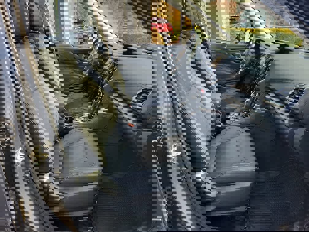 Used 2020 Subaru Forester Limited image 30