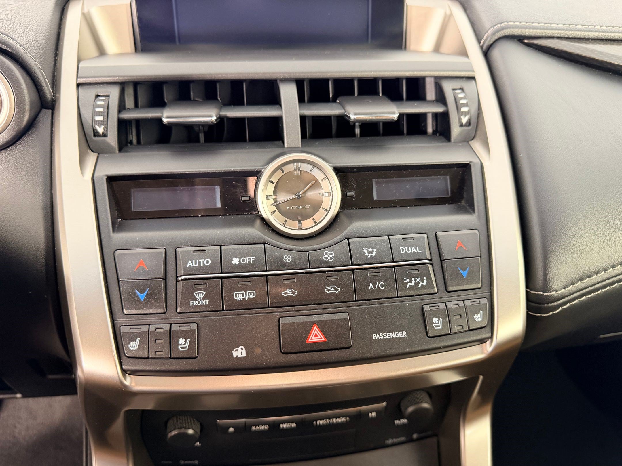 Used 2016 Lexus NX 200t FWD w/ Premium Package image 27
