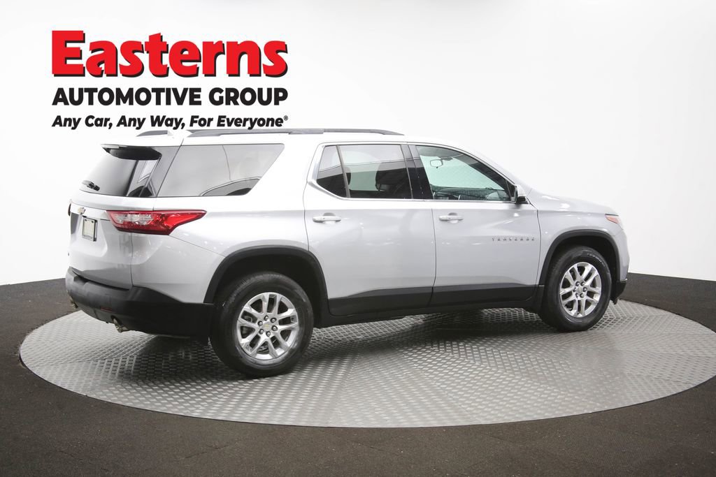 Used 2020 Chevrolet Traverse LT FWD image 44