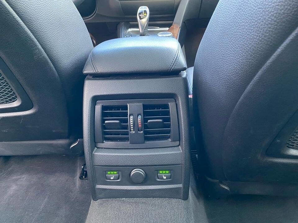 Used 2015 BMW 335i Gran Turismo xDrive image 41