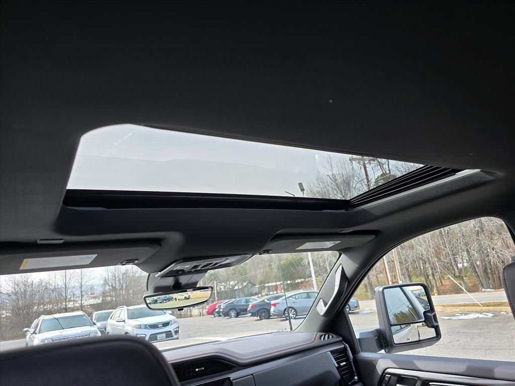 New 2026 GMC Sierra 2500 AT4 w/ Technology Package AWD/4WD image 6