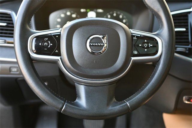 Used 2021 Volvo XC90 T6 Inscription w/ Protection Package Premier image 7