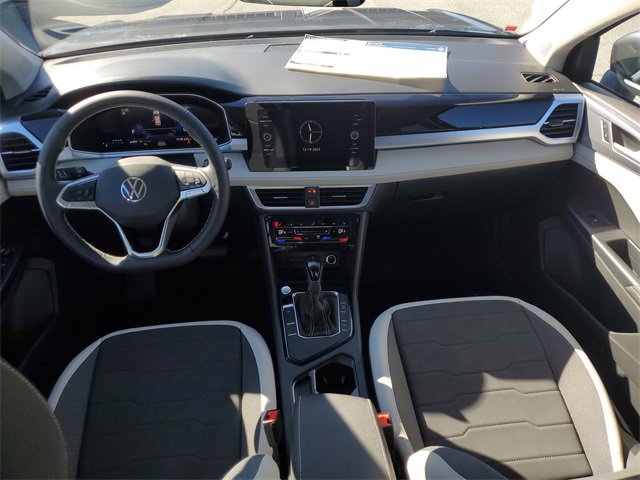 New 2026 Volkswagen Taos SE image 15
