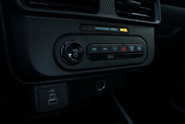 New 2025 Ford Maverick XL w/ Equipment Group 101A image 4