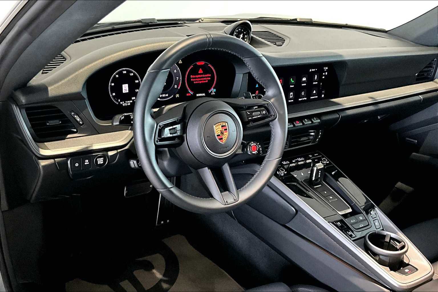 Used 2025 Porsche 911 Carrera image 7