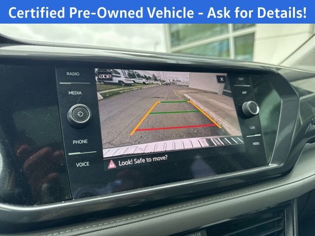 Certified 2023 Volkswagen Taos SEL AWD/4WD image 15