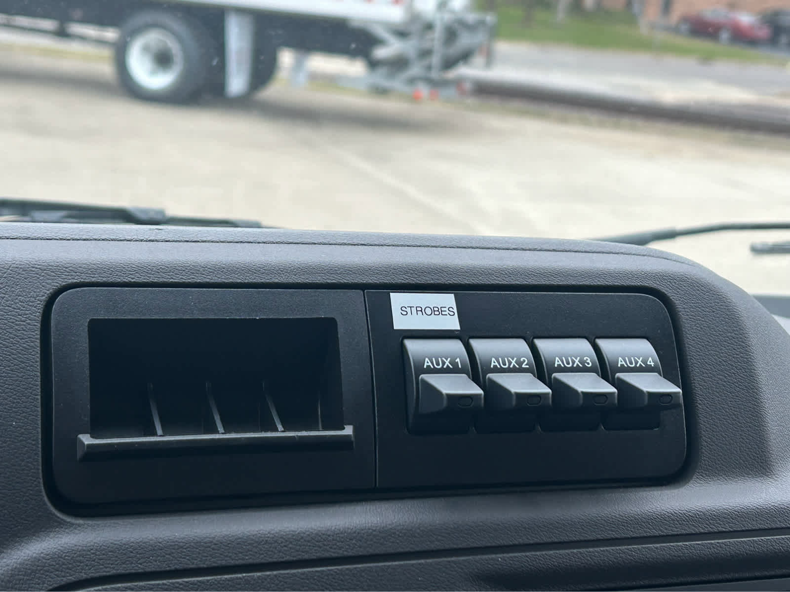 New 2025 Ford E-350 and Econoline 350 Super Duty w/ Power Equipment Group image 29