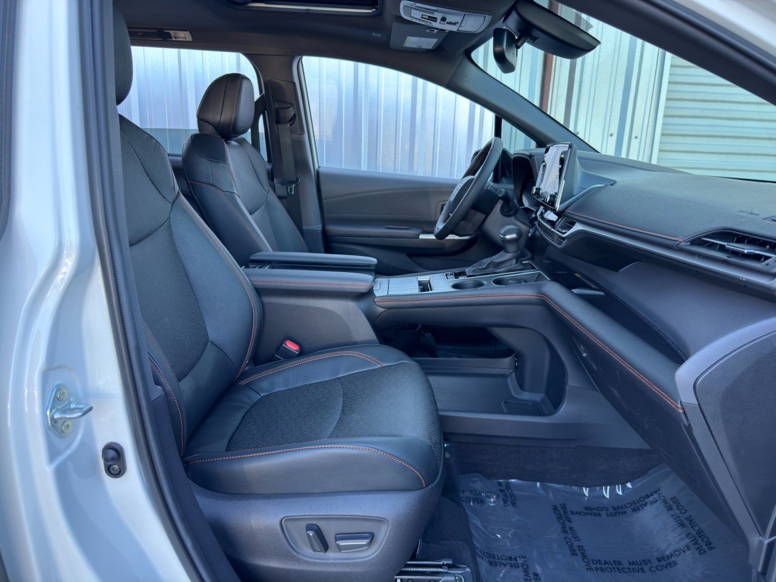 Used 2024 Toyota Sienna XSE w/ XSE Premium Package image 16