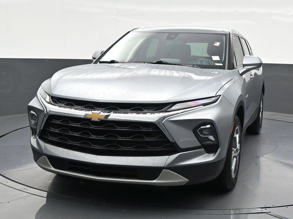 Used 2023 Chevrolet Blazer LT image 9