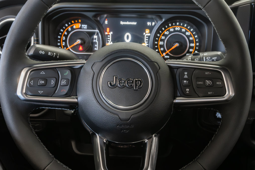 New 2027 Jeep Wrangler Unlimited Sahara AWD/4WD image 14
