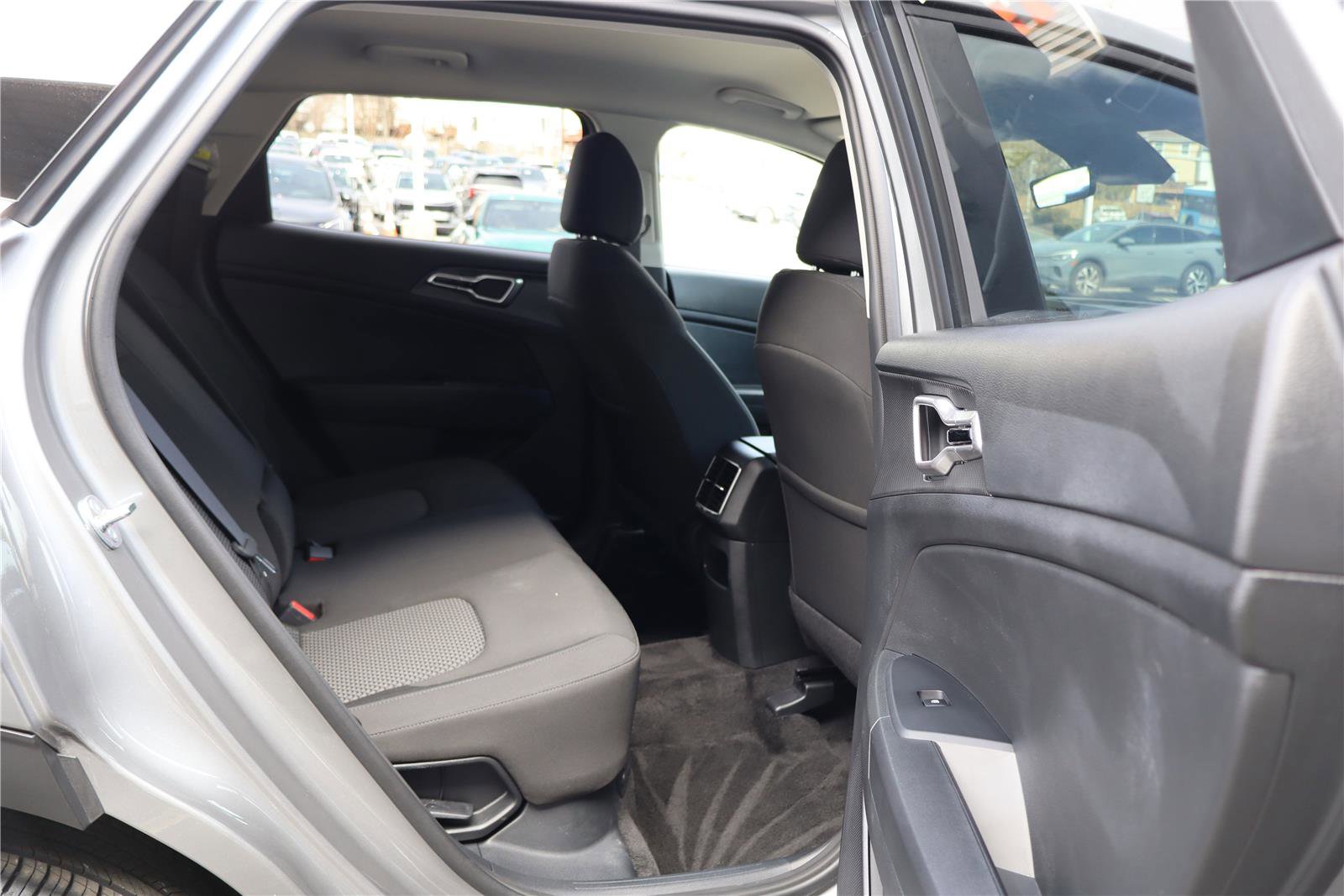 Certified 2025 Kia Sportage LX image 27