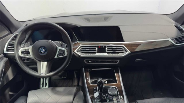 Used 2023 BMW X5 xDrive45e w/ M Sport Package image 15