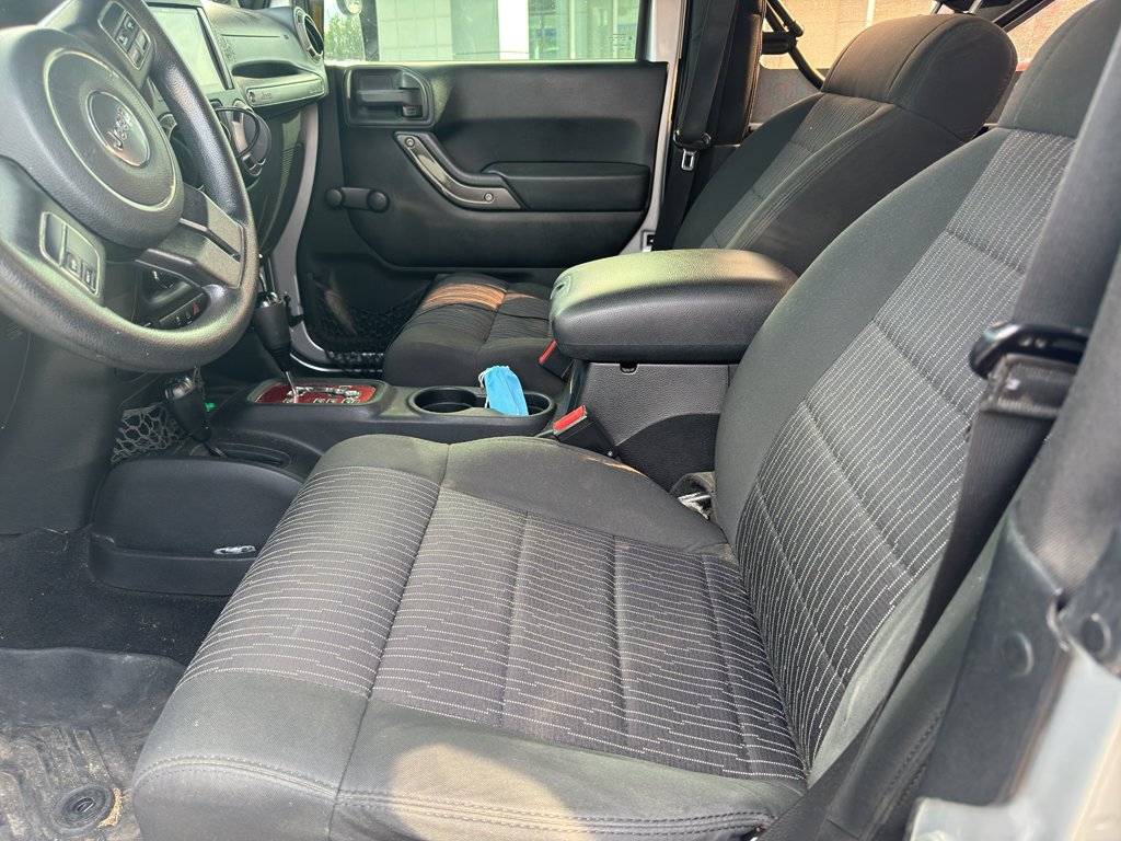 Used 2012 Jeep Wrangler Sport AWD/4WD image 7
