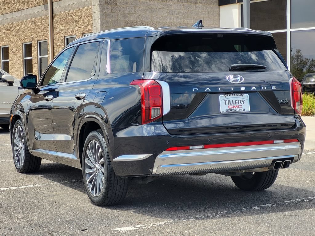 Used 2024 Hyundai Palisade Calligraphy FWD image 5