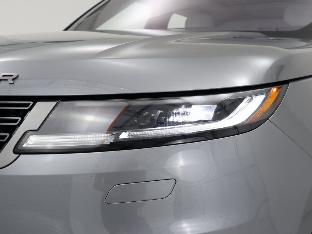 Used 2023 Land Rover Range Rover Sport SE image 10