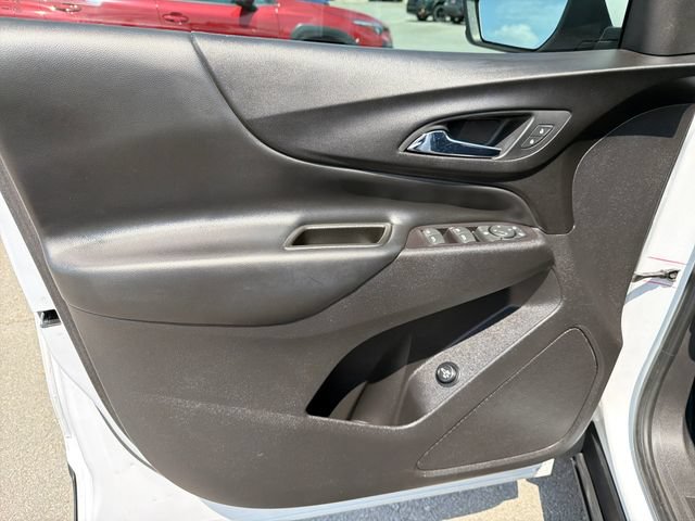 Used 2020 Chevrolet Equinox LT FWD image 16