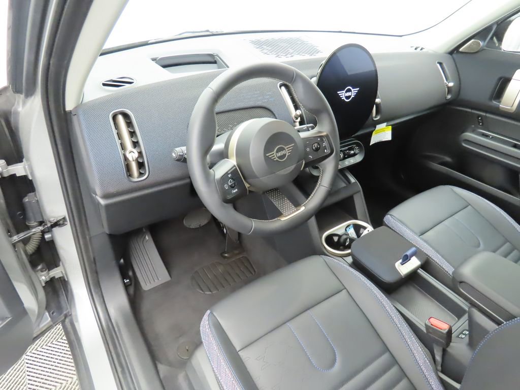 Certified 2025 MINI Cooper Countryman S image 13
