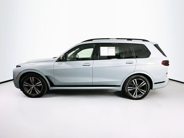 Used 2026 BMW X7 M60i AWD/4WD image 4