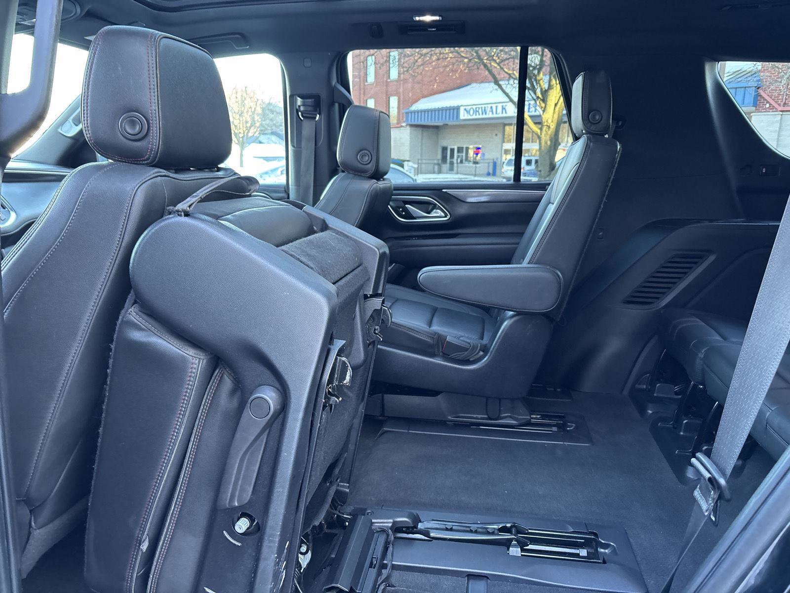 Used 2022 Chevrolet Tahoe RST w/ Luxury Package image 26