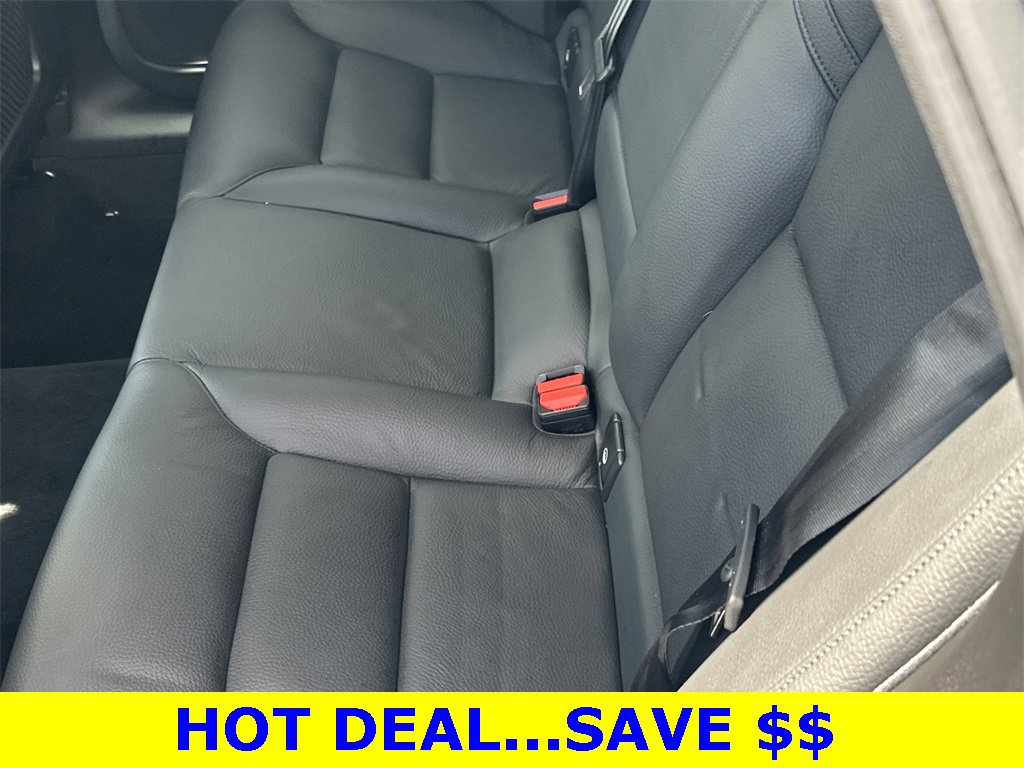 Used 2023 Volvo XC60 B5 Plus image 14