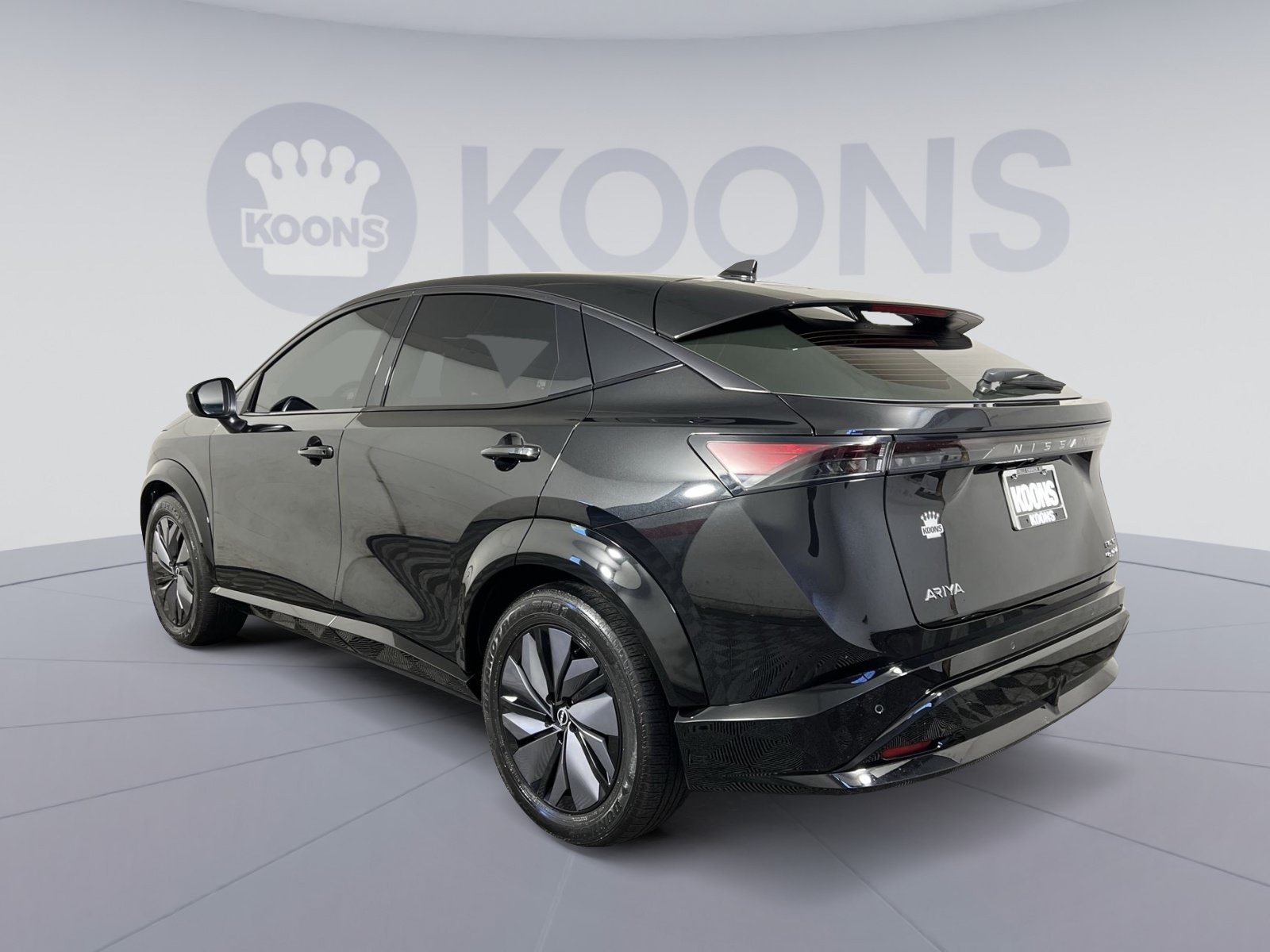 Used 2023 Nissan Ariya AWD image 8
