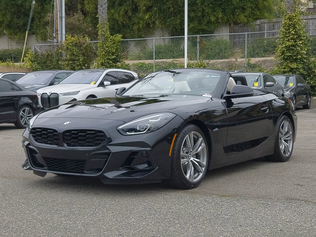 New 2026 BMW Z4 sDrive30i w/ Premium Package RWD image 2
