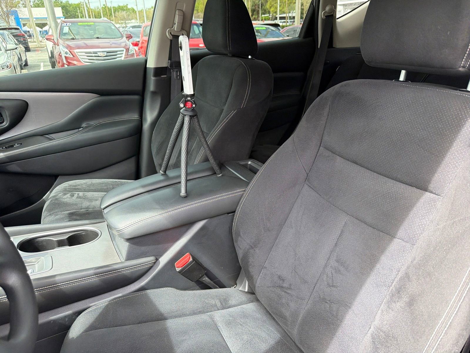 Used 2022 Nissan Murano S image 21