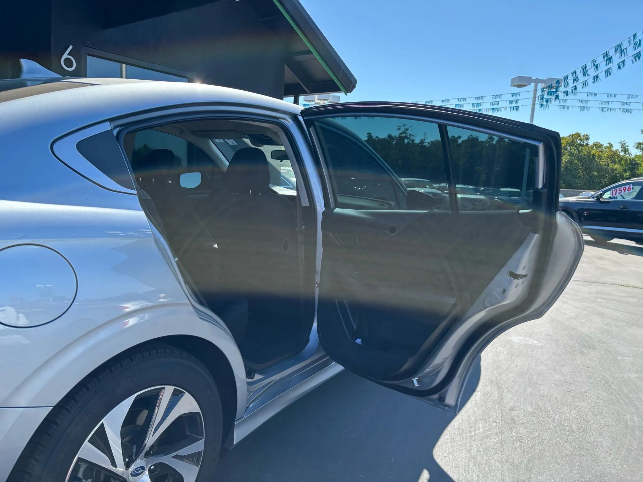 Used 2022 Subaru Legacy image 16