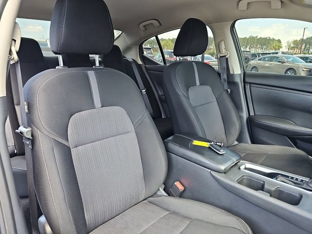 Used 2025 Nissan Sentra SV w/ All-Weather Package FWD image 14